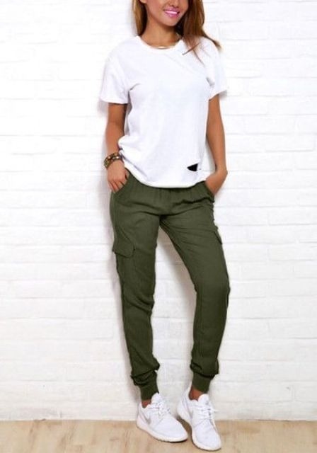 Sporty Look With Cargo Pants And White T Shirt