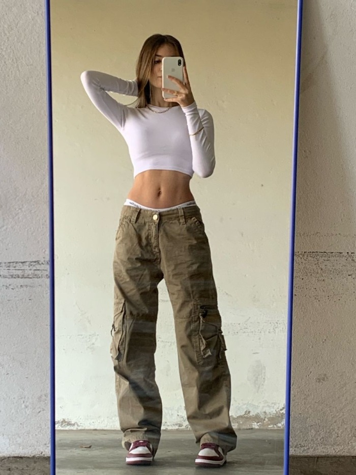 Mirror Selfie: Casual Cargo and Sneakers